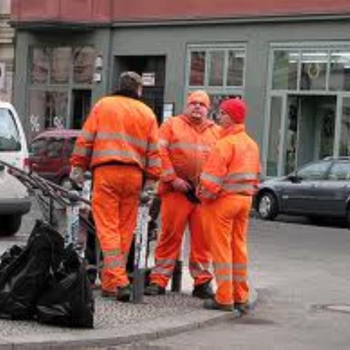 Should rubbish men get paid an extremely high amount of money? Rubbish